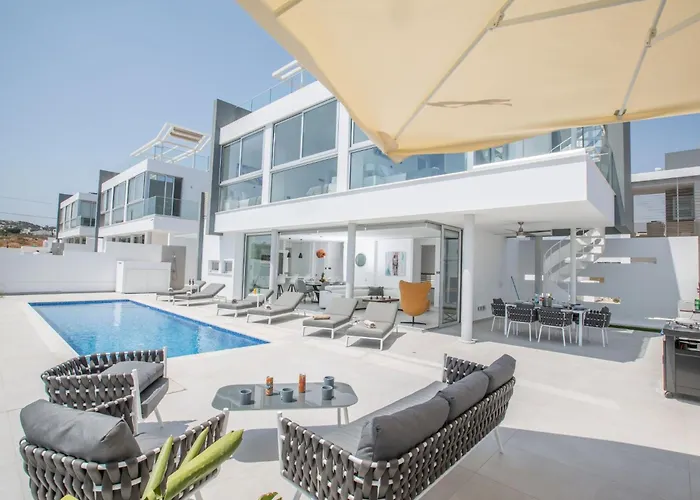 Haus In Pernera Mit Bi-fold Patio By Interhome Protarász