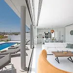 Haus In Pernera Mit Bi-fold Patio By Interhome