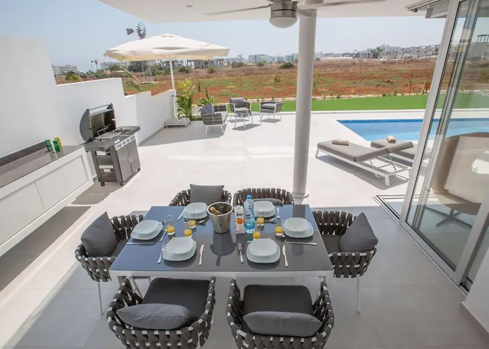 Haus In Pernera Mit Bi-fold Patio By Interhome Prázdninový dům *